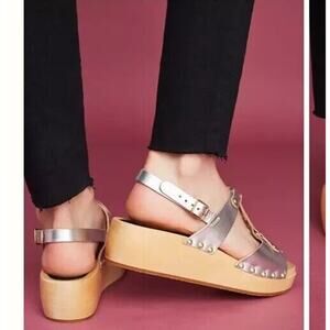 Swedish Hasbeens Rivet Sandal Wedges Leather On Trend Gold EU 39 US Size 8.5